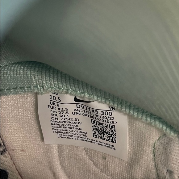 Nike 1998 Retro Denim Dunks - Picture 9 of 9